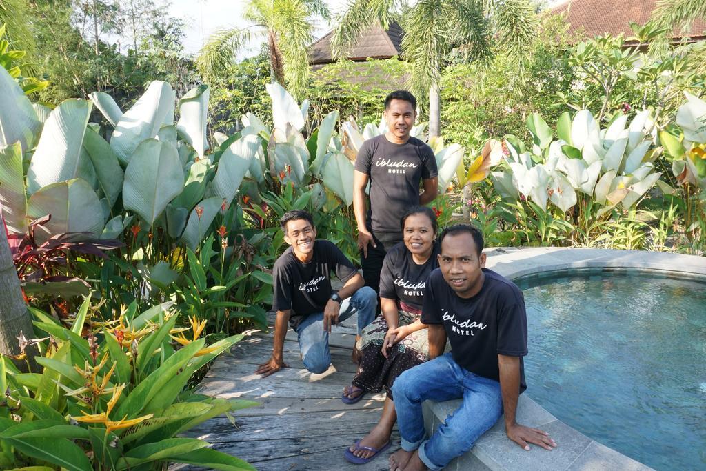 Ibludan Hotel เซงกีกี ภายนอก รูปภาพ